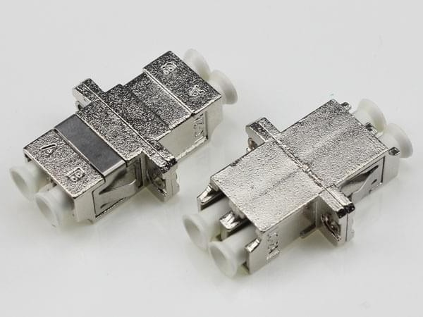 LC SM 雙工 金屬 有耳光纖適配器
