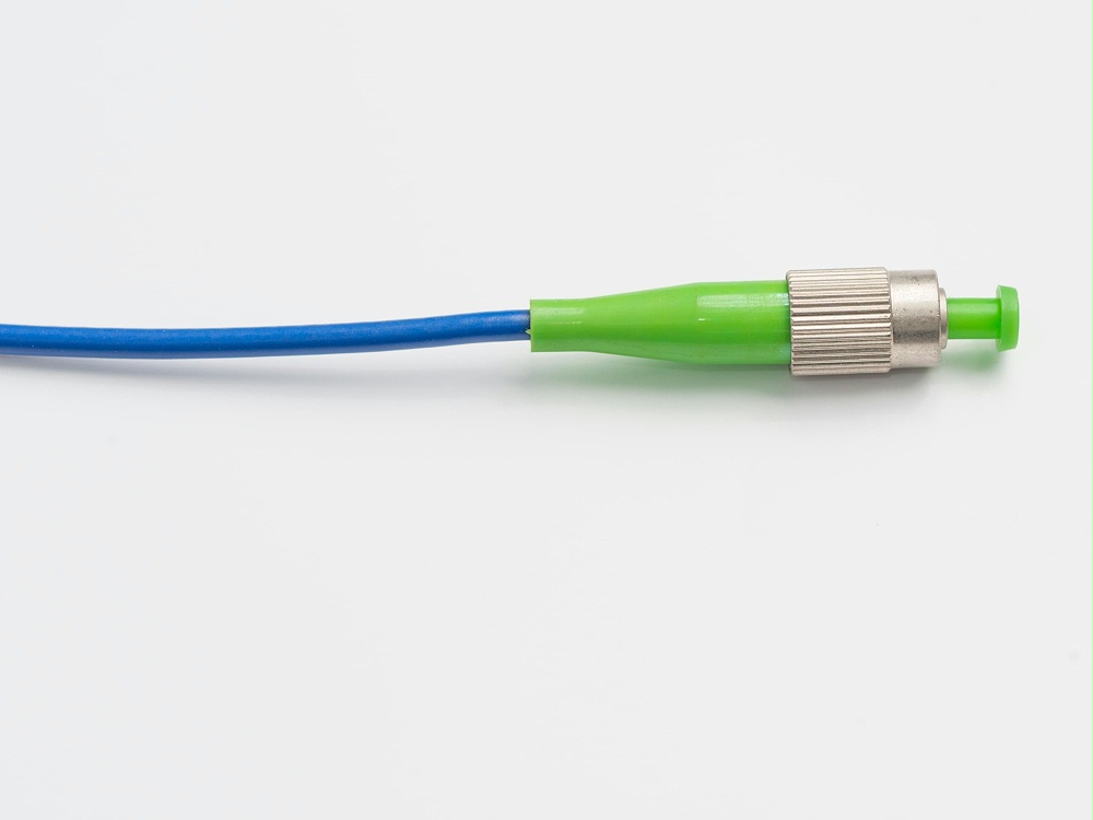 FC/APC 鎧裝跳線，光纖跳線