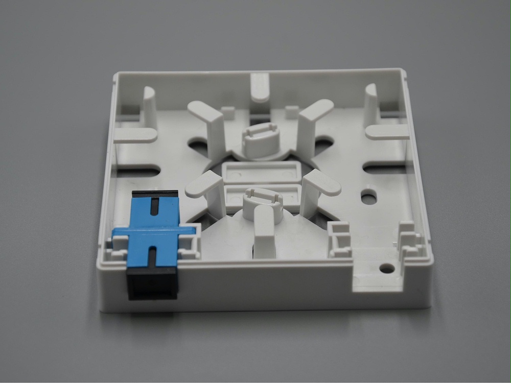 2口光纖面板，86面板，光纖桌面盒