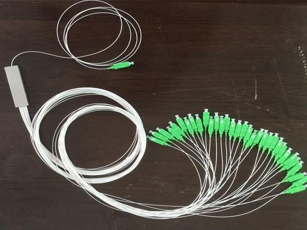 1X32 鋼管式PLC分路器