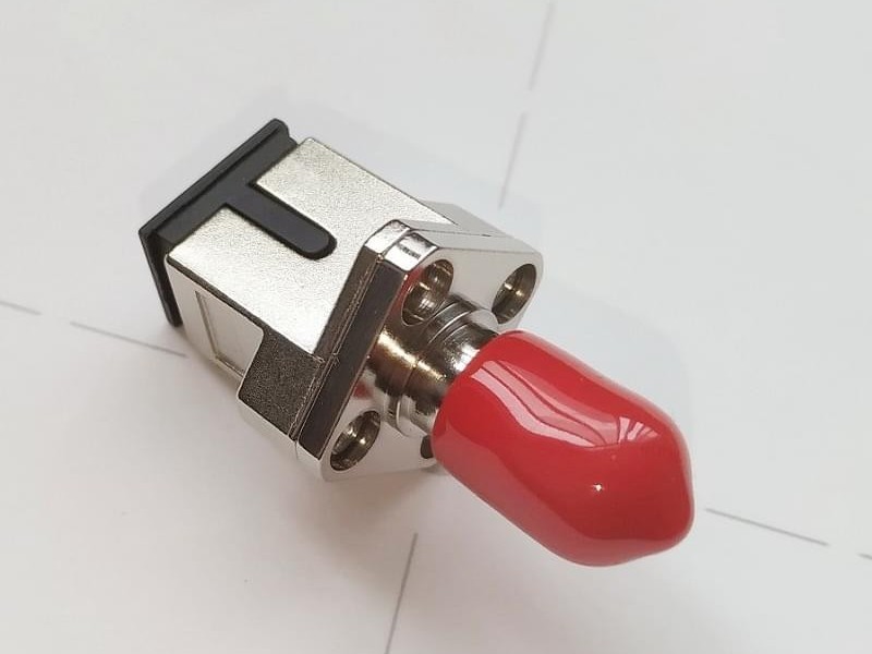 SC-ST 方形光纖轉(zhuǎn)接器
