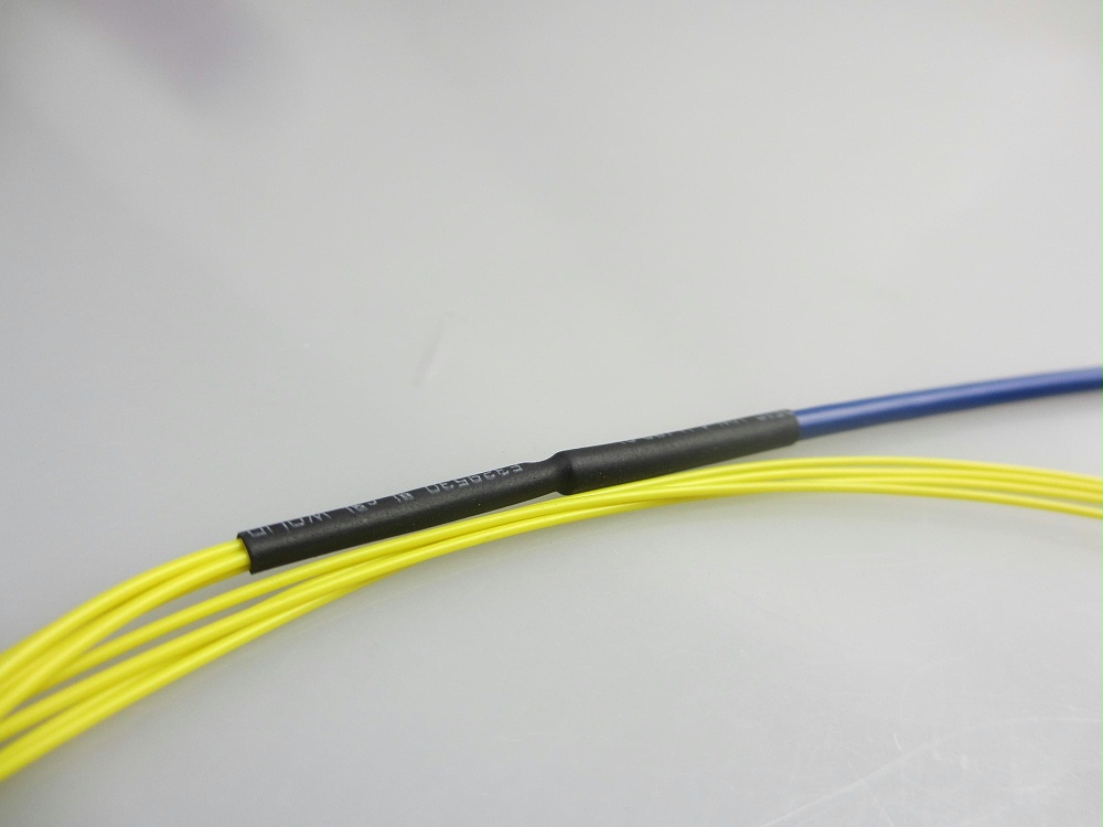 SMA905 Y型光纖跳線