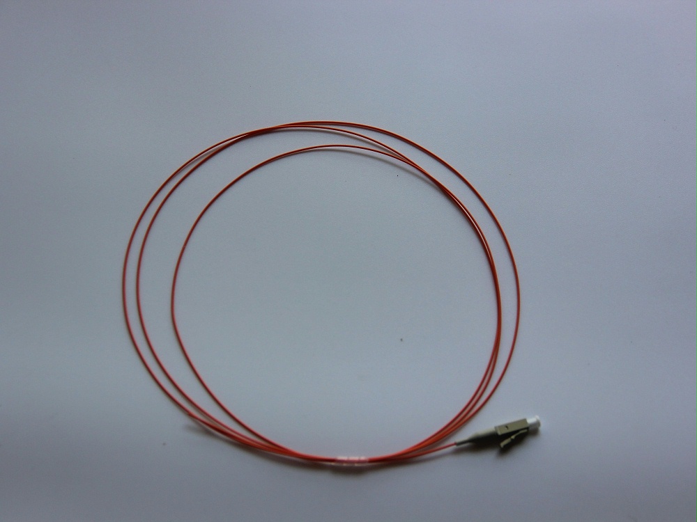 LC 0.9mm 多模單頭尾纖 光纖跳線